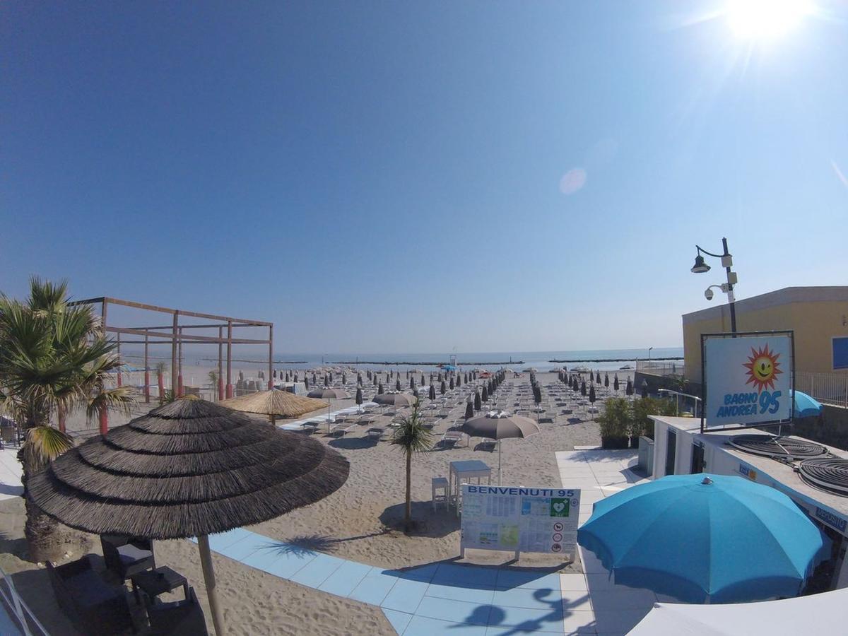 Hotel Villa Cesira Bellaria-Igea Marina Exterior photo