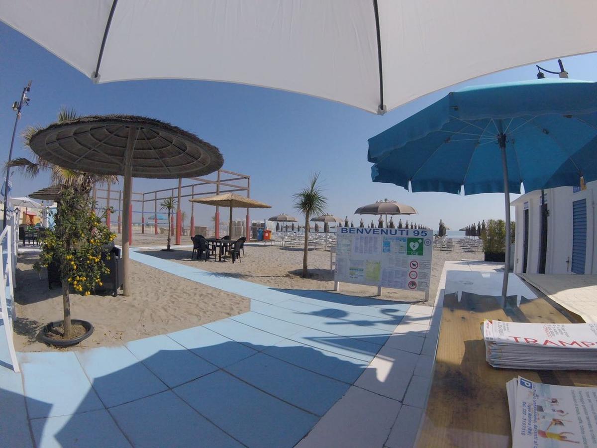 Hotel Villa Cesira Bellaria-Igea Marina Exterior photo